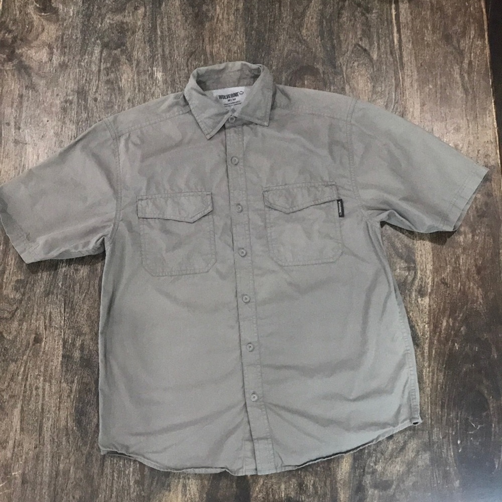 Wolverine Mens Button Down Short-Sl Casual Shirt, M, Gray, 2 Front Snap Pockets